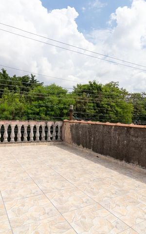 Casa à venda com 100m², 3 quartos e 4 vagasÁrea externa