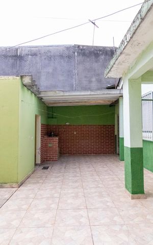 Casa à venda com 100m², 3 quartos e 4 vagasQuintal