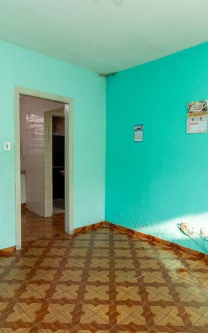 Casa à venda com 100m², 3 quartos e 4 vagasSala