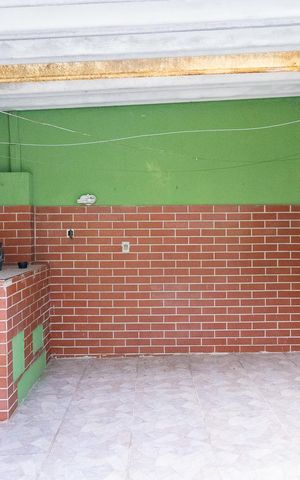Casa à venda com 100m², 3 quartos e 4 vagasQuintal