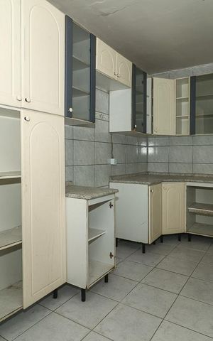 Casa à venda com 270m², 7 quartos e 2 vagasCozinha 3  / Casa 3 / Fundos