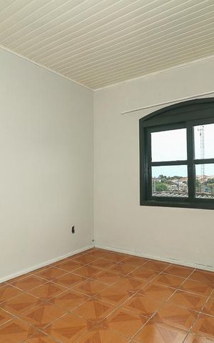 Casa à venda com 270m², 7 quartos e 2 vagasQuarto 6 / Casa 3 / Fundos