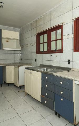 Casa à venda com 270m², 7 quartos e 2 vagasCozinha 3  / Casa 3 / Fundos