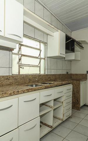 Casa à venda com 270m², 7 quartos e 2 vagasCozinha 2  / Casa 2 / Fundos