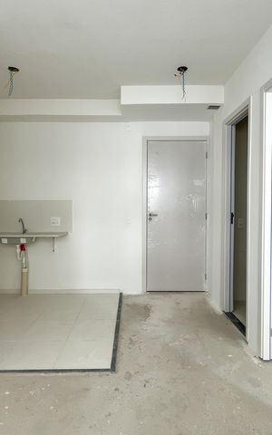 Apartamento à venda com 33m², 2 quartos e sem vaga Apartamento à venda com 33m², 2 quartos e sem vagaSala/Cozinha/Área de Serviço
