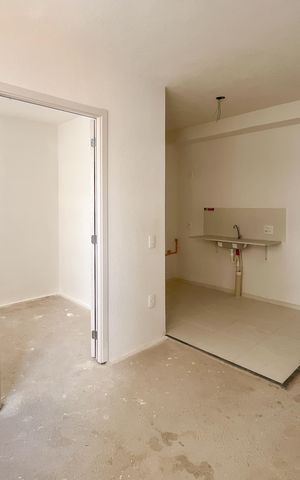 Apartamento à venda com 33m², 2 quartos e sem vaga Apartamento à venda com 33m², 2 quartos e sem vagaSala/Cozinha/Área de Serviço