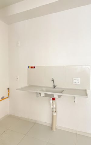 Apartamento à venda com 33m², 2 quartos e sem vaga Apartamento à venda com 33m², 2 quartos e sem vagaSala/Cozinha/Área de Serviço