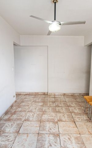 Apartamento à venda com 75m², 2 quartos e 1 vaga Apartamento à venda com 75m², 2 quartos e 1 vagaSala