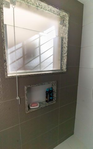 Casa à venda com 240m², 3 quartos e 4 vagas Casa à venda com 240m², 3 quartos e 4 vagasBanheiro Social