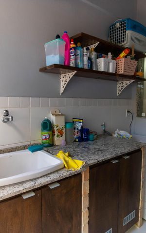 Casa à venda com 240m², 3 quartos e 4 vagas Casa à venda com 240m², 3 quartos e 4 vagasÁrea de Serviço