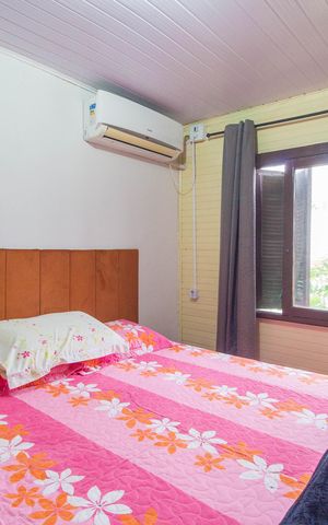 Casa à venda com 104m², 3 quartos e 3 vagas Casa à venda com 104m², 3 quartos e 3 vagasQuarto 2