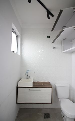Apartamento para alugar com 68m², 2 quartos e 1 vagaÁrea de Serviço