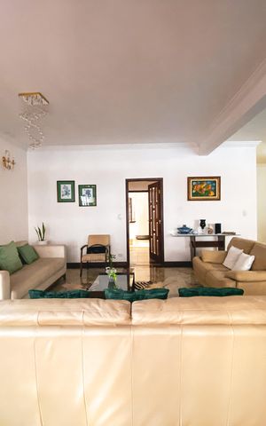 Apartamento à venda com 650m², 4 quartos e 4 vagas Apartamento à venda com 650m², 4 quartos e 4 vagasSala