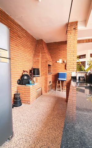 Apartamento à venda com 650m², 4 quartos e 4 vagas Apartamento à venda com 650m², 4 quartos e 4 vagasÁrea comum