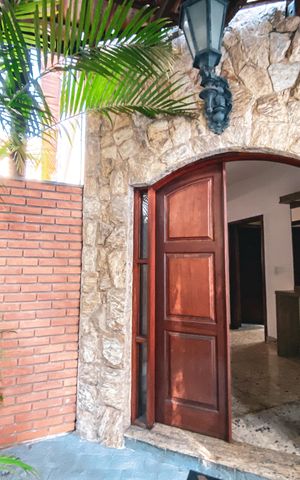 Apartamento à venda com 650m², 4 quartos e 4 vagas Apartamento à venda com 650m², 4 quartos e 4 vagasHall de Entrada