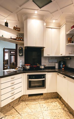Apartamento à venda com 650m², 4 quartos e 4 vagas Apartamento à venda com 650m², 4 quartos e 4 vagasCozinha