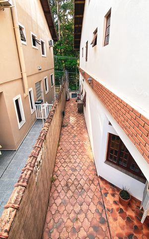 Apartamento à venda com 650m², 4 quartos e 4 vagas Apartamento à venda com 650m², 4 quartos e 4 vagasvista