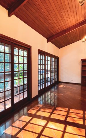 Apartamento à venda com 650m², 4 quartos e 4 vagas Apartamento à venda com 650m², 4 quartos e 4 vagasSala 2