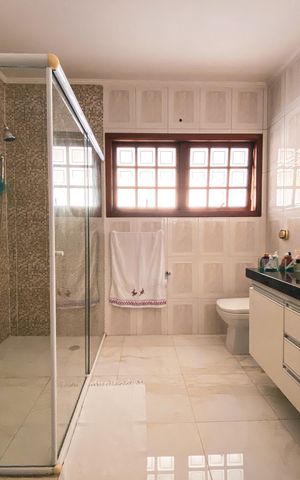 Apartamento à venda com 650m², 4 quartos e 4 vagas Apartamento à venda com 650m², 4 quartos e 4 vagasbanheiro 4