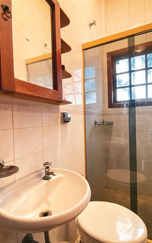Apartamento à venda com 650m², 4 quartos e 4 vagas Apartamento à venda com 650m², 4 quartos e 4 vagasBanheiro 1