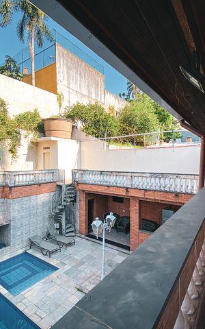Apartamento à venda com 650m², 4 quartos e 4 vagas Apartamento à venda com 650m², 4 quartos e 4 vagasÁrea comum