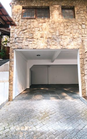 Apartamento à venda com 650m², 4 quartos e 4 vagas Apartamento à venda com 650m², 4 quartos e 4 vagasGaragem