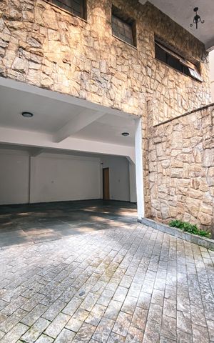 Apartamento à venda com 650m², 4 quartos e 4 vagas Apartamento à venda com 650m², 4 quartos e 4 vagasGaragem