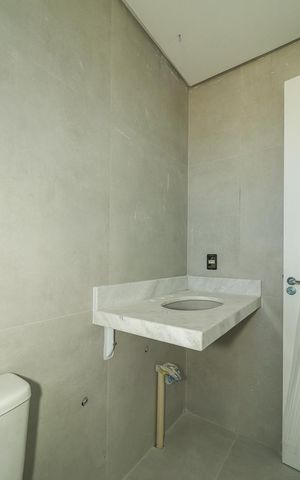 Apartamento à venda com 102m², 2 quartos e 2 vagasBanheiro da Suíte