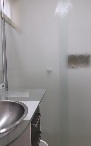Casa à venda com 133m², 3 quartos e 2 vagasBanheiro