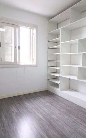 Casa à venda com 133m², 3 quartos e 2 vagasCloset