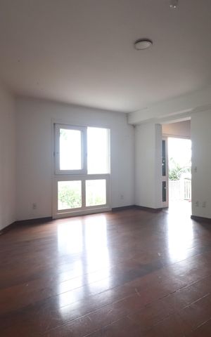 Casa à venda com 375m², 5 quartos e 3 vagas Sala 2
