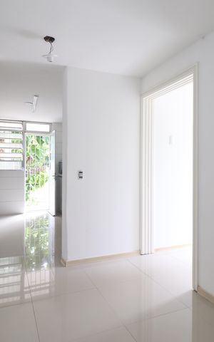 Casa à venda com 375m², 5 quartos e 3 vagasCorredor