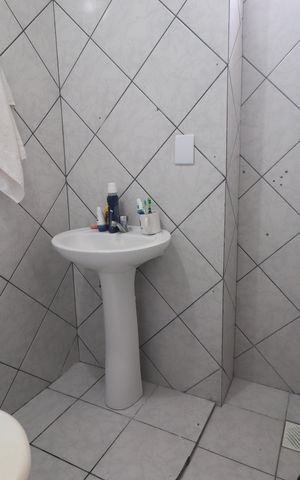 Casa à venda com 375m², 5 quartos e 3 vagasBanheiro 3