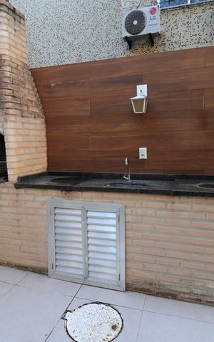 Casa de condomínio para alugar com 200m², 3 quartos e 1 vagaÁrea comum