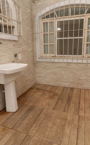 Casa de condomínio para alugar com 200m², 3 quartos e 1 vagaÁrea de Serviço