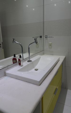 Casa de condomínio para alugar com 200m², 3 quartos e 1 vagaBanheiro Social