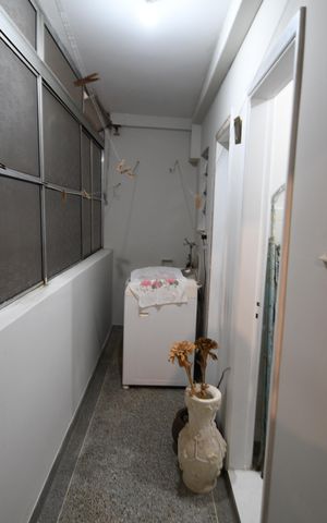 Apartamento à venda com 90m², 3 quartos e sem vagaÁrea de Serviço