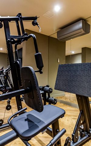 Studio à venda com 27m², 1 quarto e 1 vaga Studio à venda com 27m², 1 quarto e 1 vagaÁrea comum - Academia