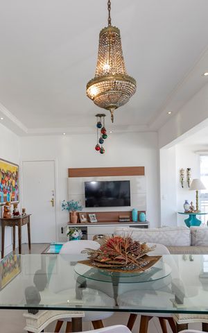 Apartamento à venda com 169m², 3 quartos e 3 vagas Apartamento à venda com 169m², 3 quartos e 3 vagasSala