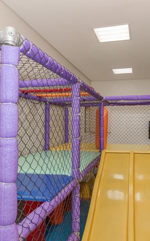 Apartamento à venda com 169m², 3 quartos e 3 vagas Apartamento à venda com 169m², 3 quartos e 3 vagasÁrea Comum