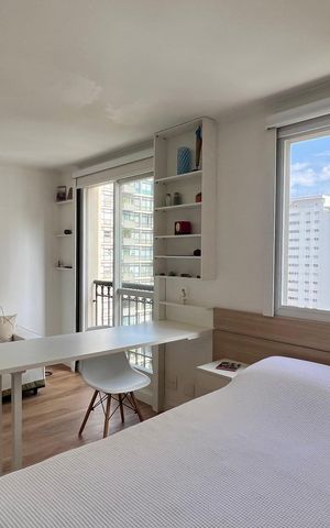 Studio à venda com 31m², 1 quarto e 1 vaga Studio à venda com 31m², 1 quarto e 1 vagaQuarto