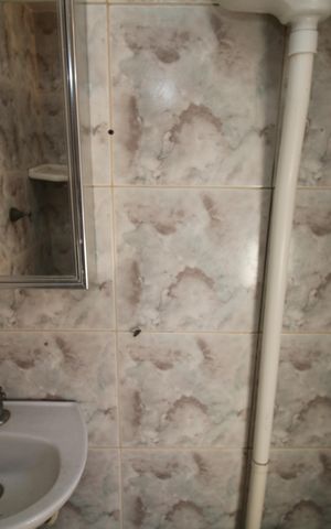 Casa para alugar com 110m², 2 quartos e 1 vagaBanheiro de serviço