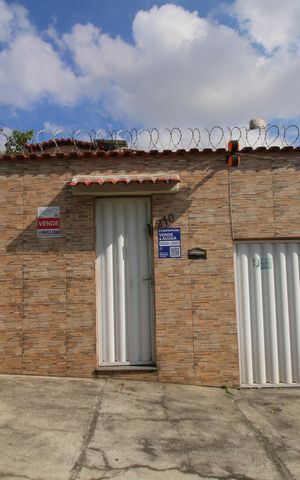 Casa para alugar com 110m², 2 quartos e 1 vagaFachada