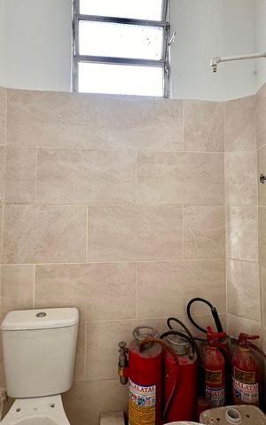 Apartamento à venda com 170m², 3 quartos e sem vaga Apartamento à venda com 170m², 3 quartos e sem vagaBanheiro