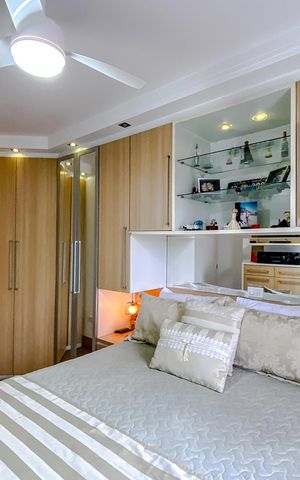 Casa à venda com 252m², 3 quartos e 5 vagasSuíte