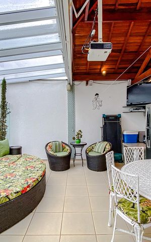 Casa à venda com 252m², 3 quartos e 5 vagasVaranda