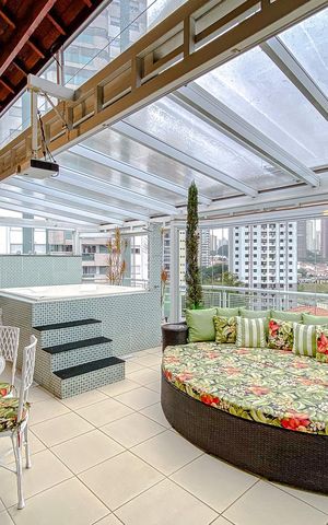 Casa à venda com 252m², 3 quartos e 5 vagasVaranda
