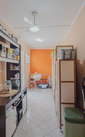 Casa à venda com 350m², 3 quartos e 8 vagasCloset da suíte 2