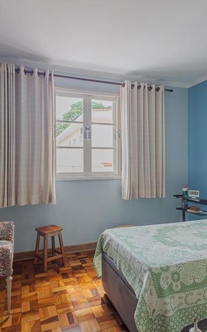 Casa à venda com 350m², 3 quartos e 8 vagasQuarto