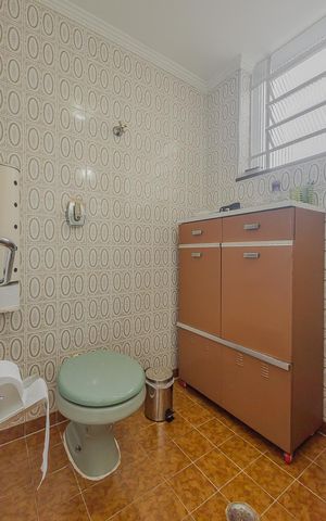 Casa à venda com 350m², 3 quartos e 8 vagasLavabo